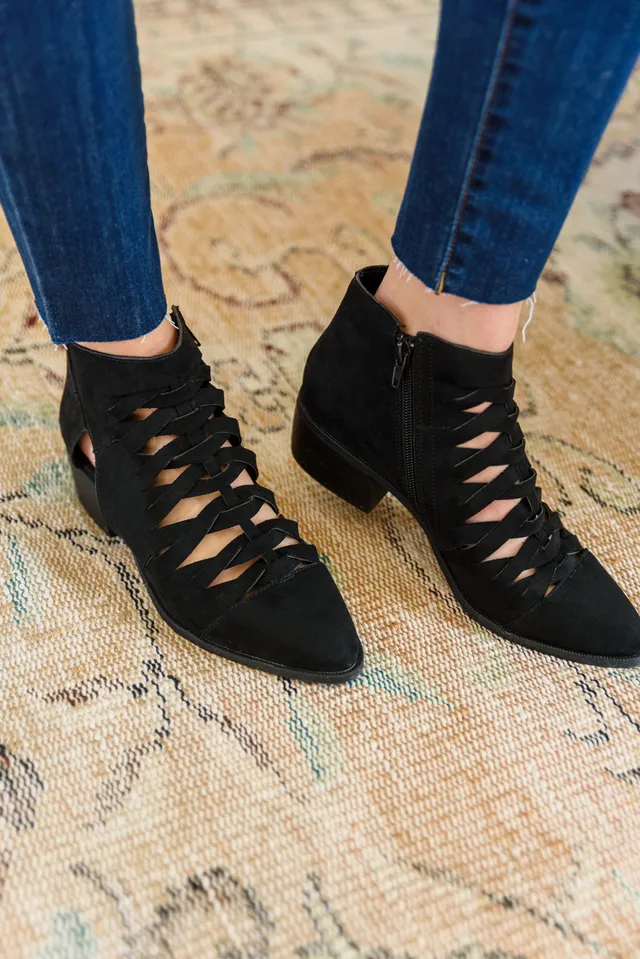 How to Dress Up Flat Ankle Boots - Lizzie in Lace