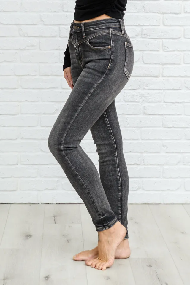 Scout & Molly's Boutique Lily Hi-Waisted Tummy Control Jeans