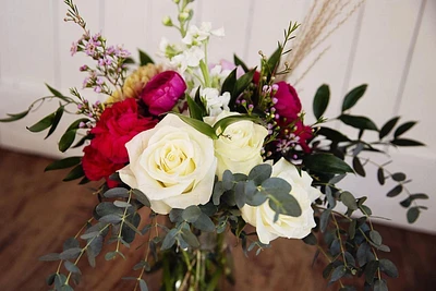 Country rose bouquet