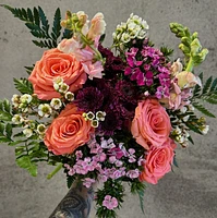 Unique Floral Designs fresh flower arrangements