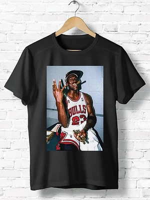 MICHAEL JORDAN THREEPEAT TSHIRT BULLS