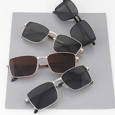 Classic Metal Frame Sunglasses