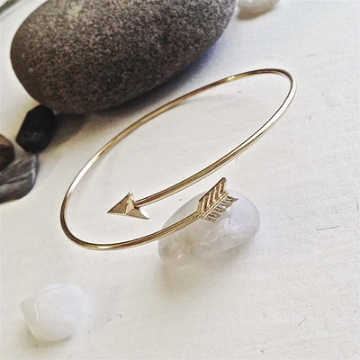 Misguided Arrow Ring In Gold