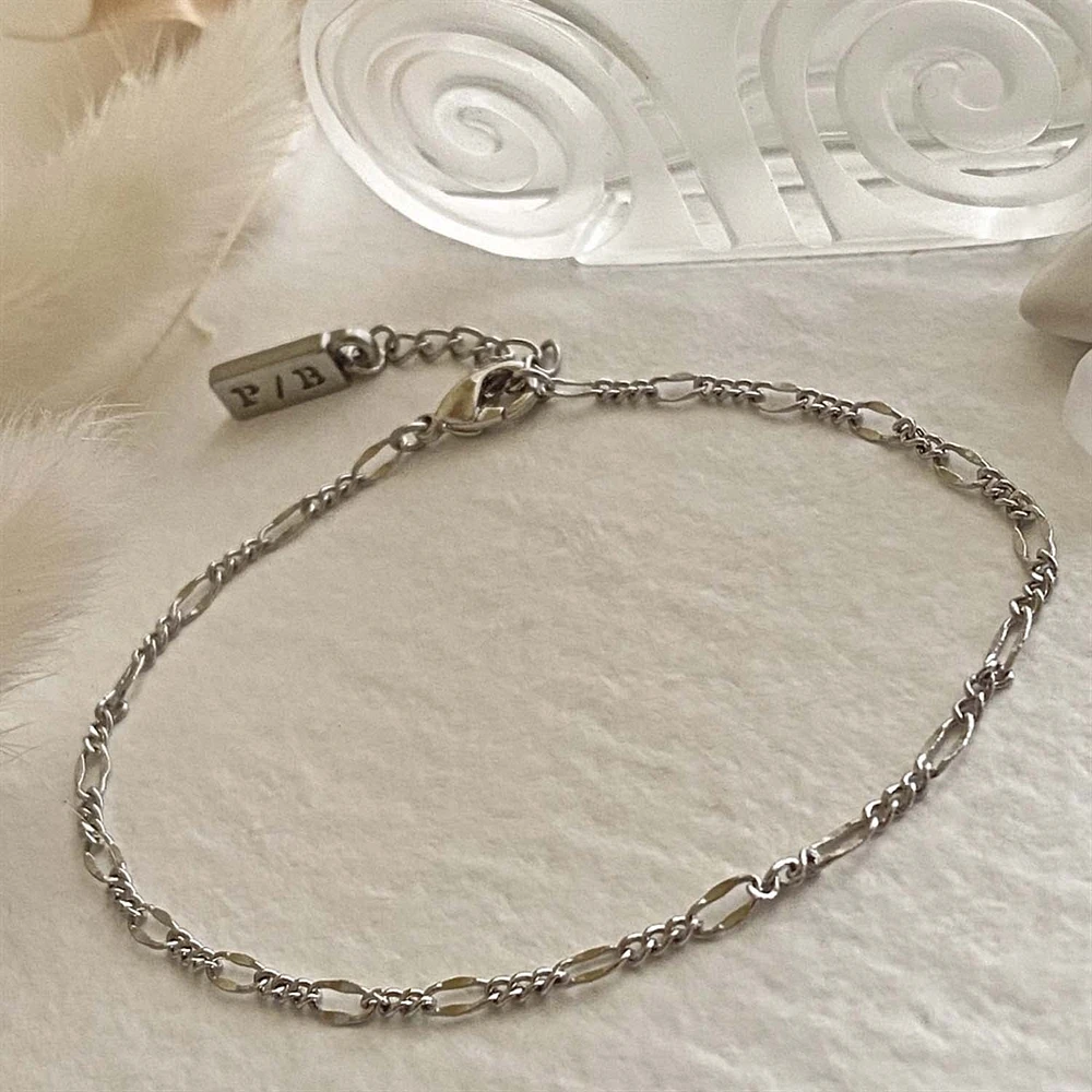 Figaro Flat Link Patterned Chain Bracelet Silver