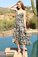 Black/White Spaghetti Strap V Neck Maxi Dress