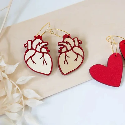 PENDIENTES ARO CORAZONES ANATÓMICOS