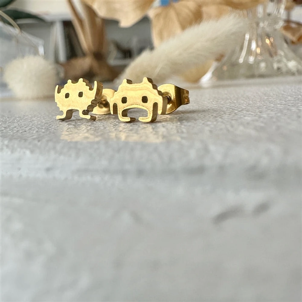 Tomo Space Invaders Stud Earrings Gold