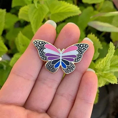 Mariposa del orgullo de Genderfluid Chapa