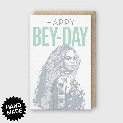 Tarjeta feliz día de Bey