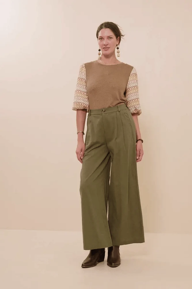 Textured Pleat Detail Wide Leg Pants