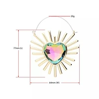 Rayos de sol chapados en oro con colgante de enchufe Vitrail de corazón mediano con circonita cúbica