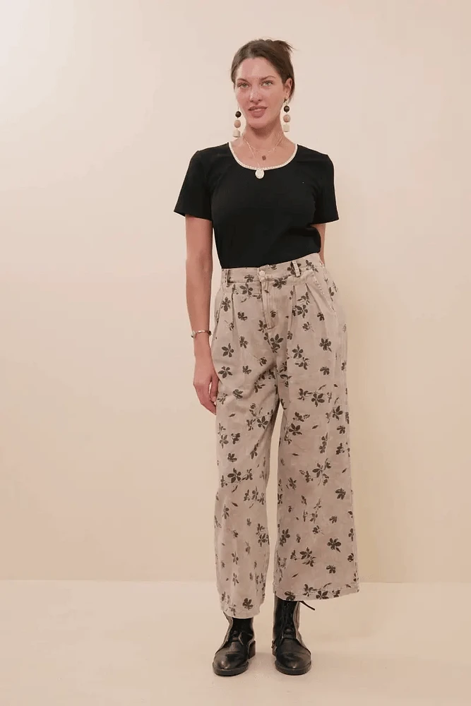 Floral Printed Washed Wide Leg Pants Plus