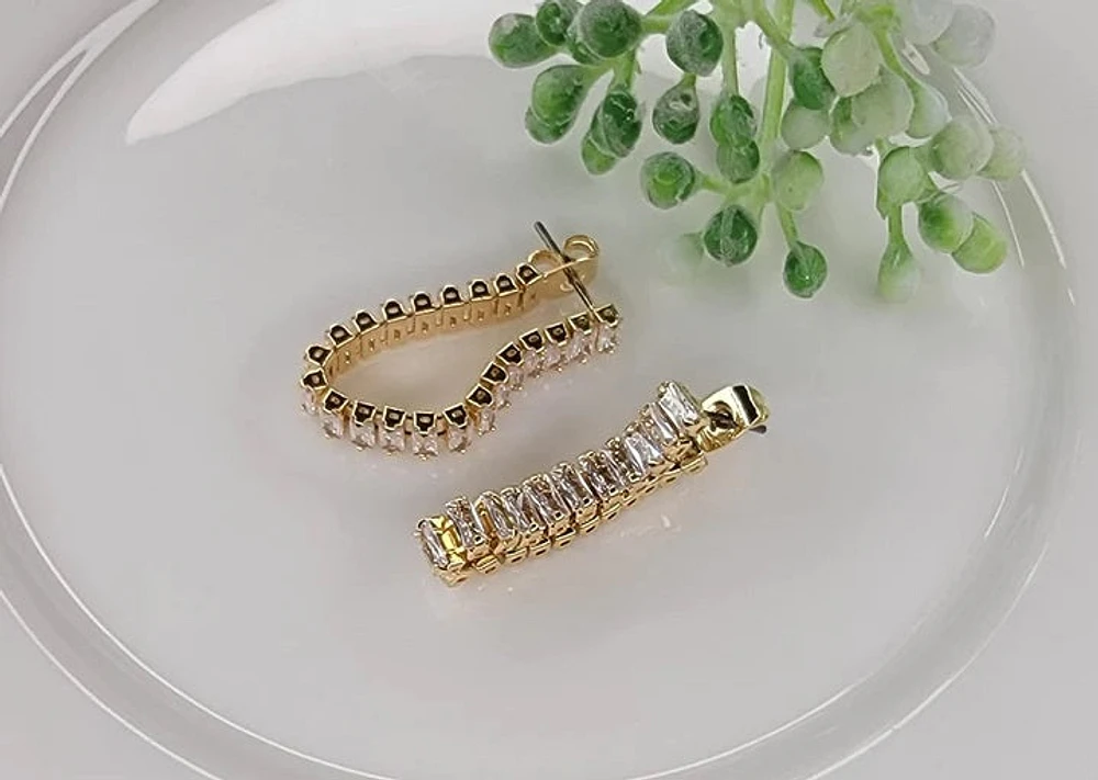 Baguette Wrap Around Gold Clear Cz