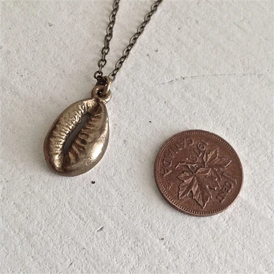 Orsisas Tiny Sea Shell In Brass Necklace