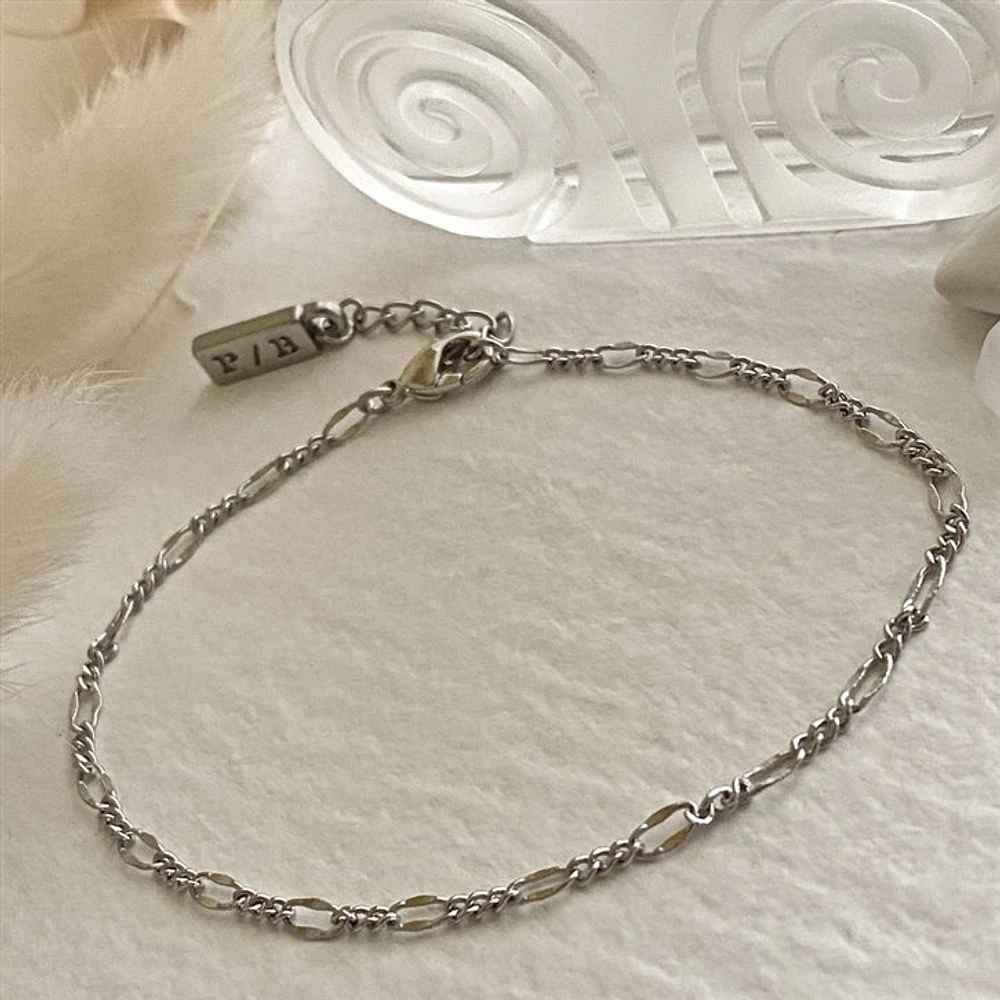 Figaro Flat Link Patterned Chain Necklace Rhodium Plated Brass