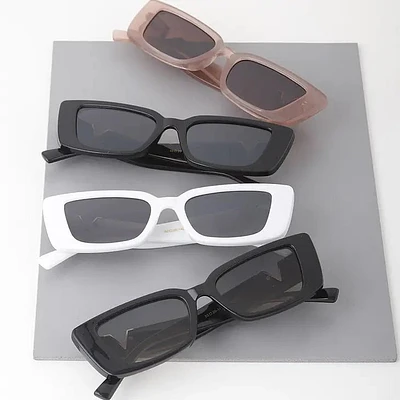 Lunettes de soleil à monture en plastique