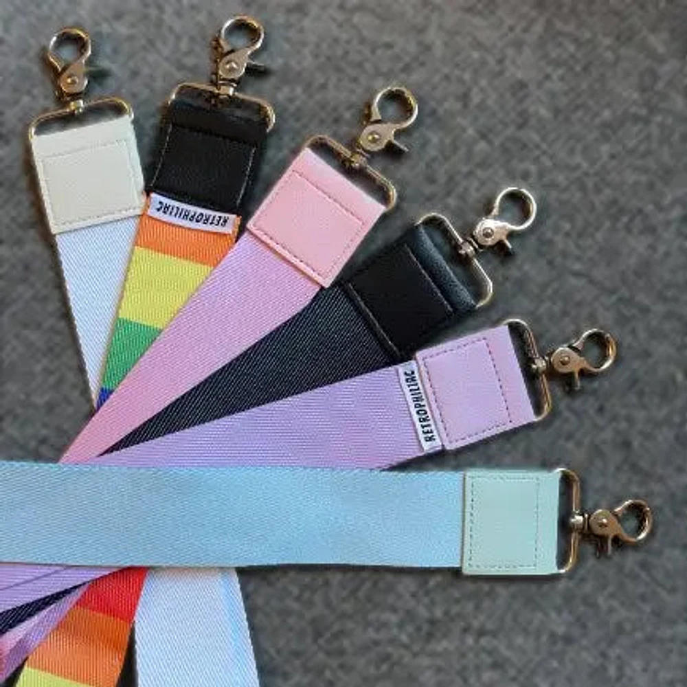 Wide Pin Lanyard