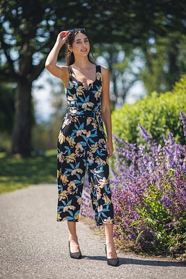 Floral Stretch Jumpsuit With V Neck