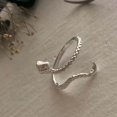 Anillo Serpiente "Awanyu" en Plata