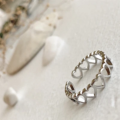 Love Bites Heart Chain Ring Silver Plated Brass