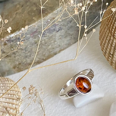 "Nublar"Baltic Amber Ring