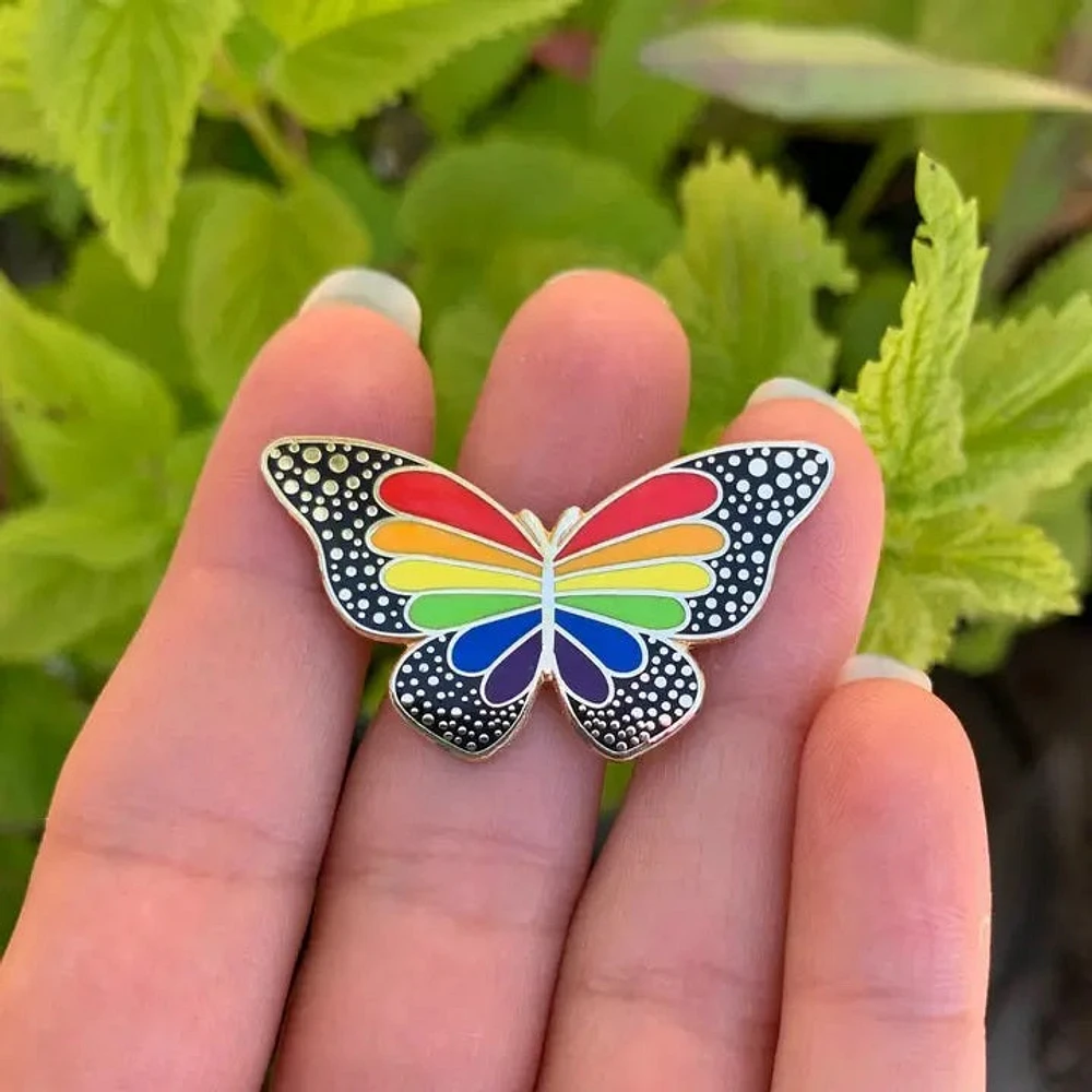 Papillon arc-en-ciel LGBTQ2SIA+ Badge