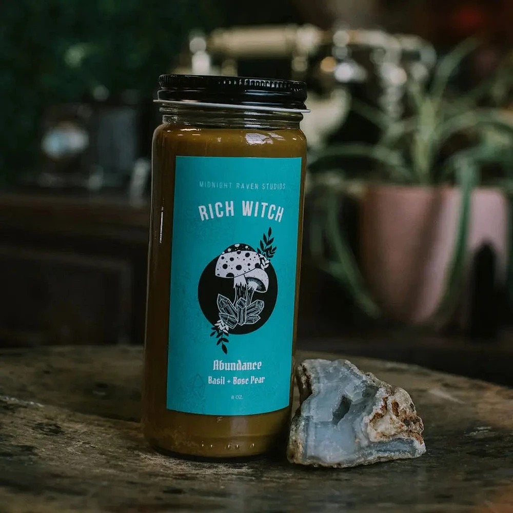 Rich Witch Spell Candle - Witchy Candle - Basil Bosc Pear