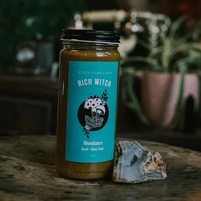 Rich Witch Spell Candle - Witchy Candle - Basil Bosc Pear