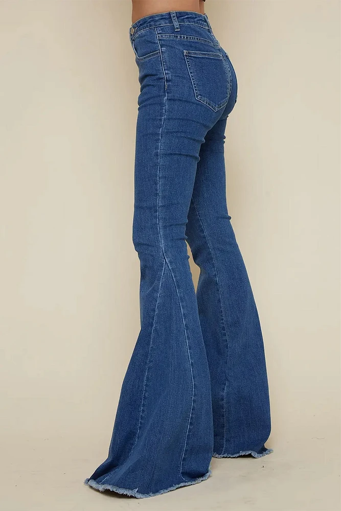 Criss Cross Upsized Bell Bottom Jean