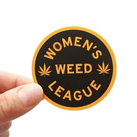 Liga femenina de marihuana Pegatina