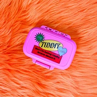Estuche para pastillas para el dolor de barriga