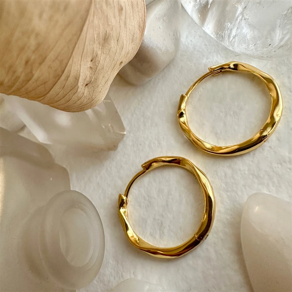 Michio 20MM Textured Hoop Earring