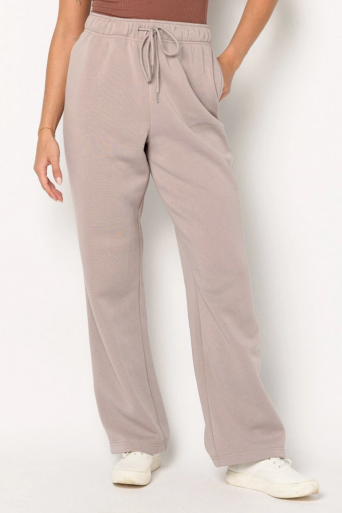 Wide-Leg Sweatpant