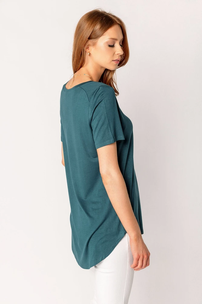 Short Sleeve V-Neck Tee with Shirttail Hem