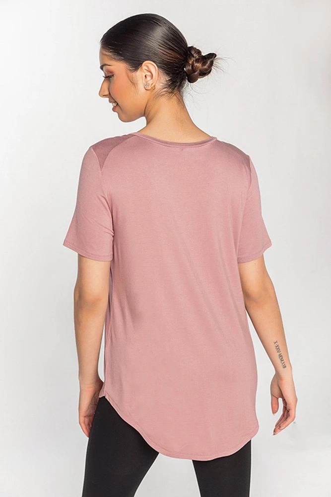Short Sleeve V-Neck Tee with Shirttail Hem