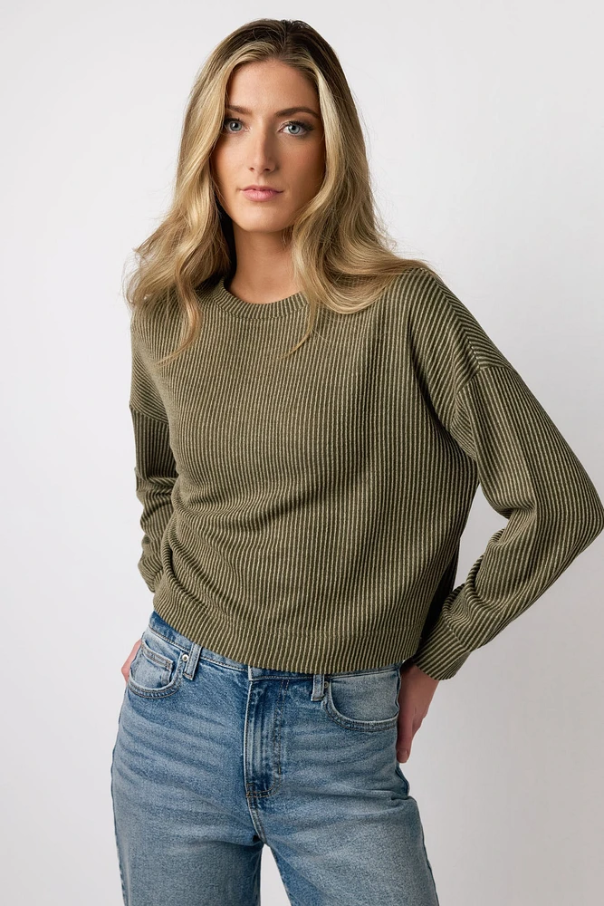 Cozy Ribbed Long-Sleeve Cropped Top