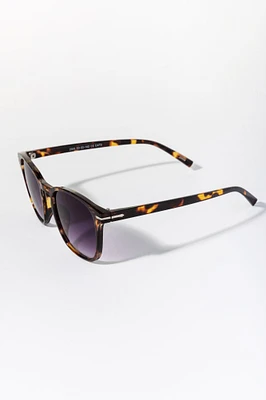 Dark Tortoise Wayfarer Frame Sunglasses