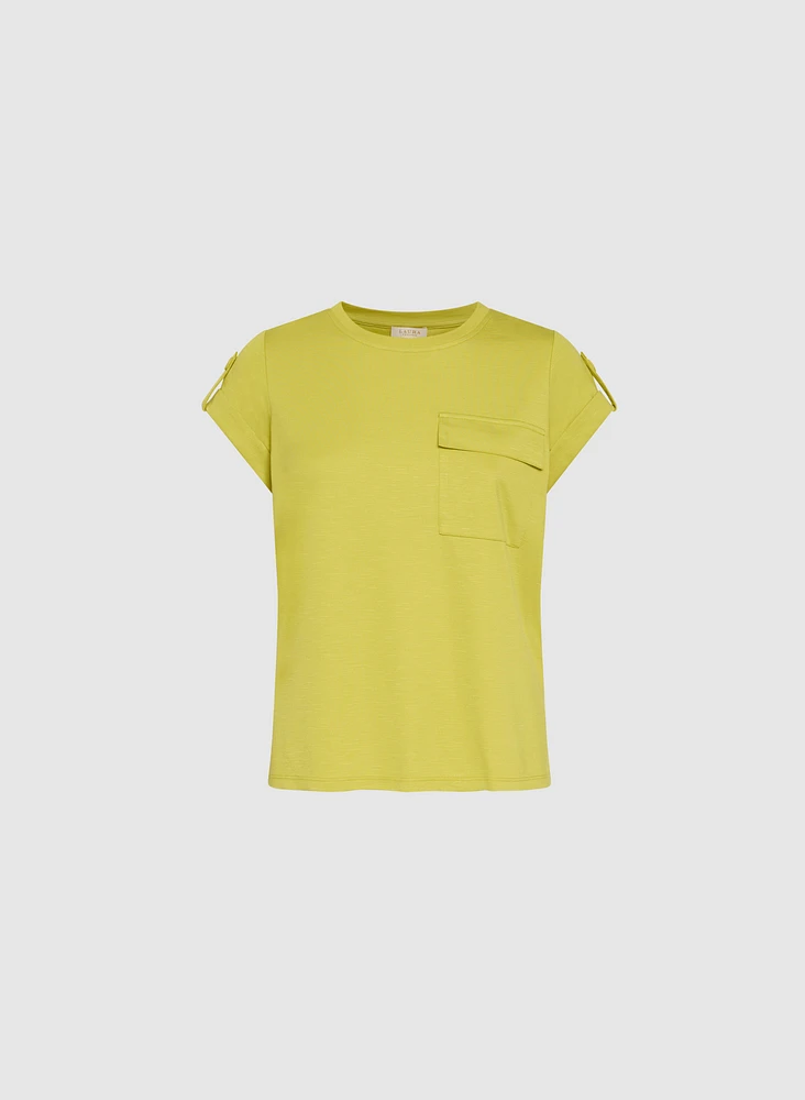 T-shirt à manches repliées