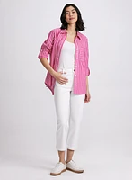 Blouse à motif de rayures et capri à jambe droite