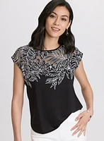 T-shirt à détail en dentelle