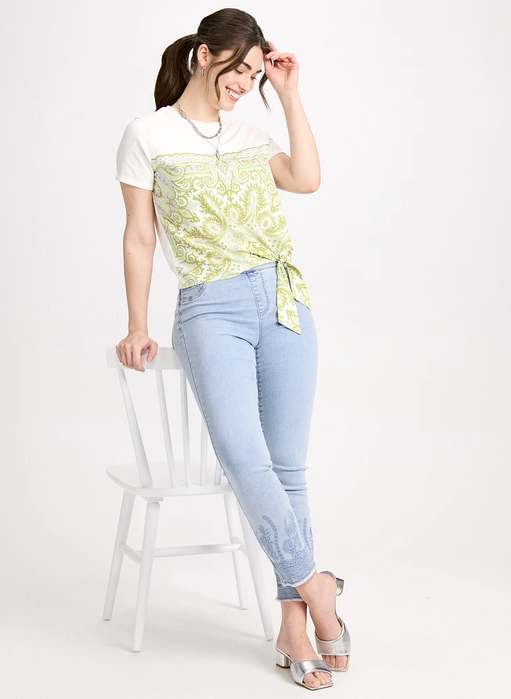 Abstract Print T-Shirt & Embroidered Hem Jeans