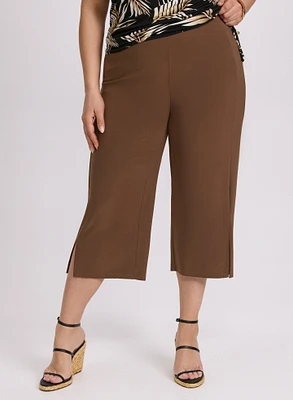 Side Slit Pull-On Capris