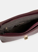 Sac en bandoulière à détail métallique