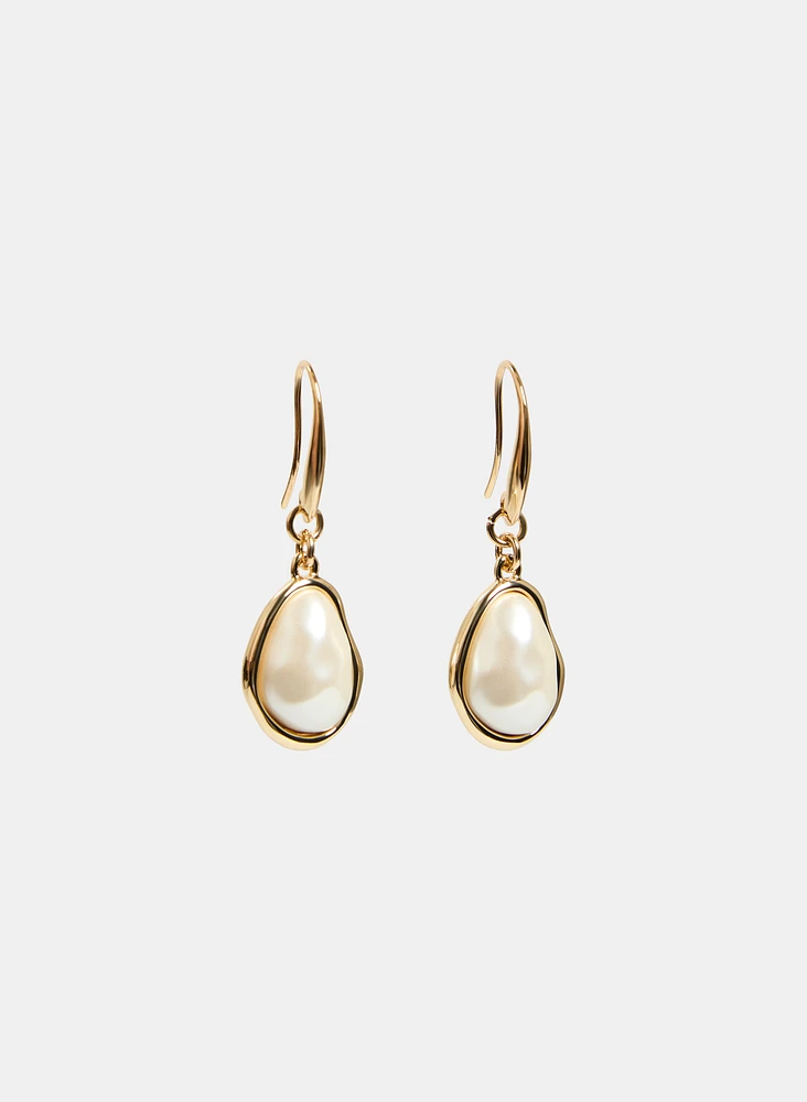 Pearl Dangle Earrings