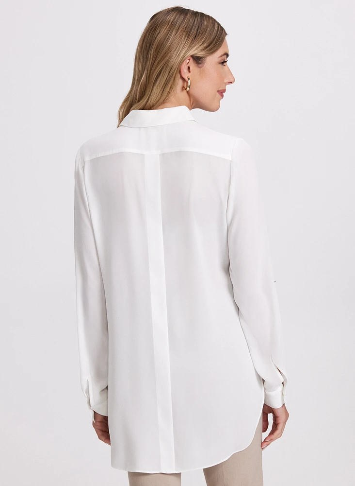 Blouse en crêpe à manches roulées