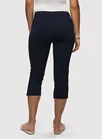 Straight Leg Pull-On Capris