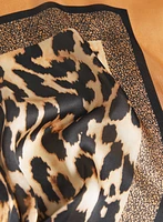 Foulard à motif léopard mixte