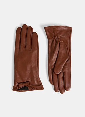 Gants en cuir à boucle décorative