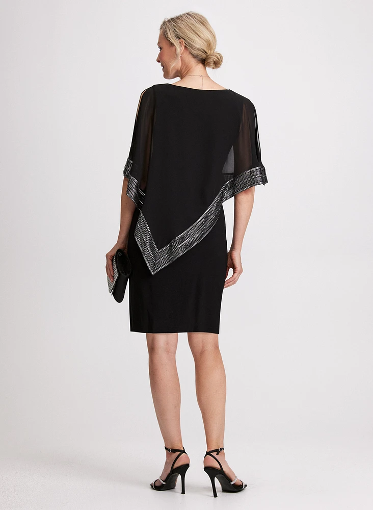 Robe courte asymétrique à effet cape