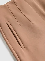 City Fit Slim Leg Pants